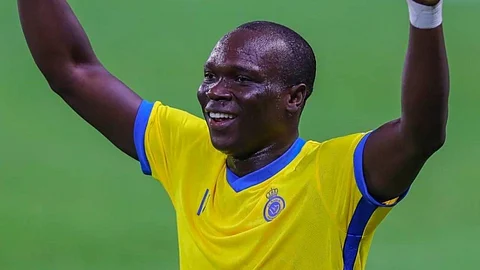 أبوبكر يقود تشكيل النصر المتوقع أمام الحزم