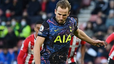 هاري كين ينقذ توتنهام من السقوط أمام ساوثهامتون في الدوري الإنجليزي