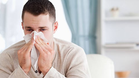 احذر هذه الأعراض.. ما الفرق بين نزلة البرد والأنفلونزا؟