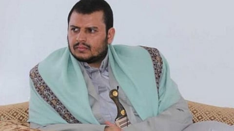 وثيقة مسربة تكشف خطة تهريب «الحوثي» إلى طهران.. هل فارق الحياة؟