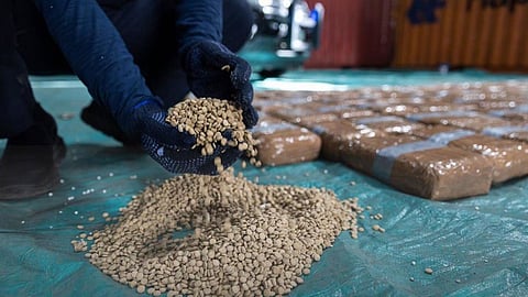 إحباط 6 محاولات لتهريب أكثر من 1,4 مليون حبة كبتاجون في منفذ الحديثة