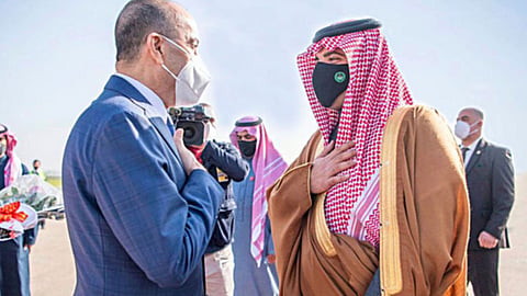 الجزائر تحتفي بزيارة وزير الداخلية الأمير عبد العزيز بن سعود