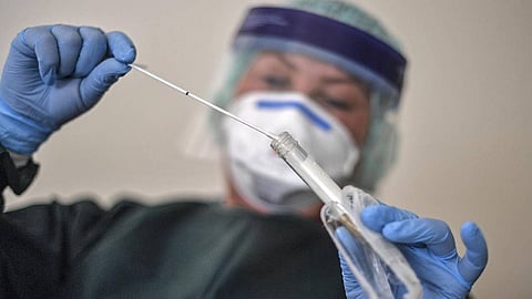 كورونا حول العالم: الإصابات تتجاوز 290 مليونًا.. واللقاحات 9.17 مليار جرعة