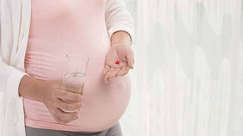 فوائد تناول الأسبرين للحوامل.. استشارية طب نساء توضّح