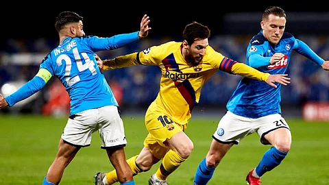 هل ينضم نجم نابولي إلى الهلال؟.. ناقد إيطالي يوضح