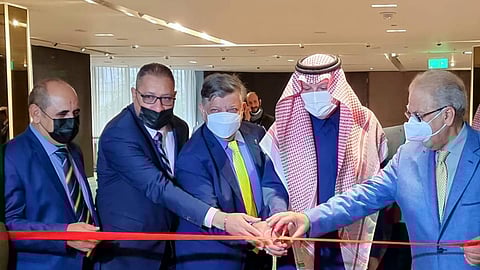 بالصور.. سفير المملكة بمصر يفتتح ملتقى خدمات البرامج السياحية والفنادق وخدمات المعتمرين