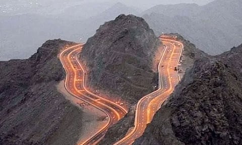 إعادة فتح طريق الهدا