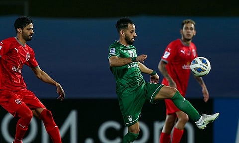 الأهلي يقدم شوطًا سلبيًّا أمام الدحيل القطري