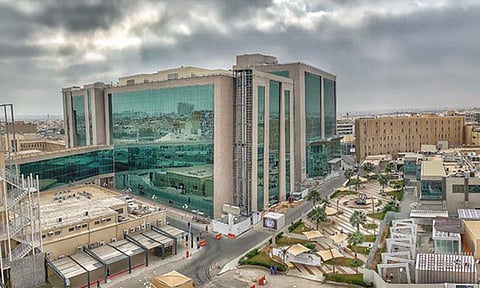سعود الطبية: التعامل مع 156 امرأة حاملًا مصابات بكورونا