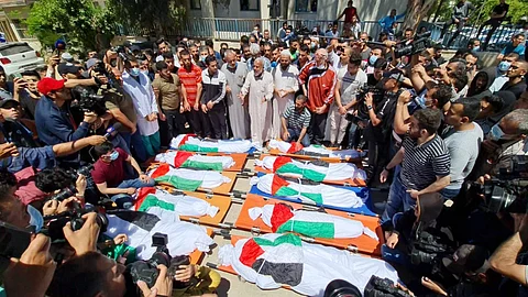 استشهاد 53 فلسطينيًا في استهداف إسرائيلي لـ 19 عائلة بغزة