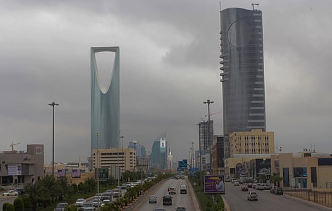 الأرصاد: أمطار غزيرة ورياح نشطة على معظم مناطق المملكة.. السبت