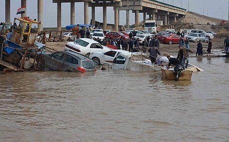 مصرع 21 عراقيًا وإصابة 180 آخرين جراء السيول