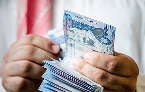 صرف المكافآت وبدل الإعاقة لطلاب جامعة الملك سعود.. الخميس