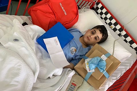 الطفل أحمد يتبرع بخلاياه الجذعية لشقيقتيه