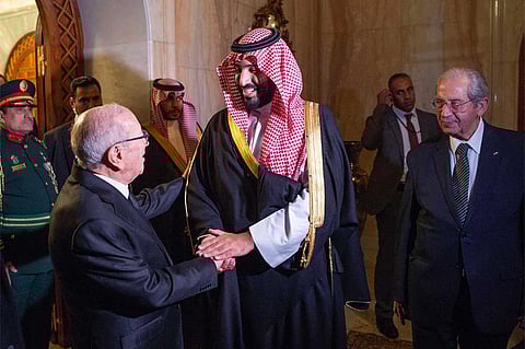 ولي العهد يغادر تونس