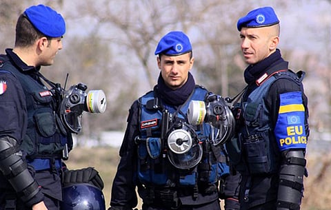 شرطة إيطاليا تصادر أموالًا وممتلكات لرئيس نادي سمبدوريا