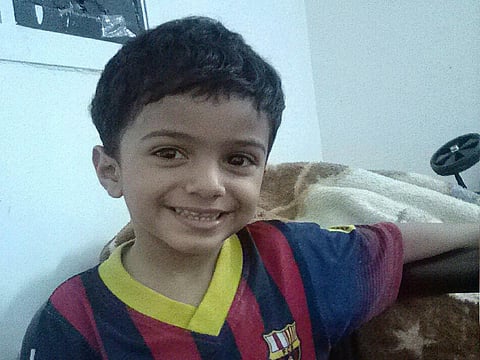 تعنيف بلا رحمة يُدخل طفلًا العناية المركزة في خميس مشيط.. والفاعل زوج الأم !