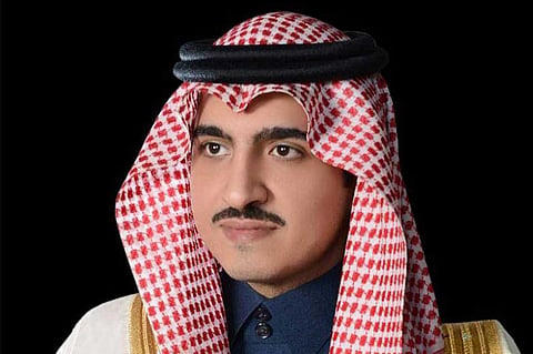 أمير الجوف يلتقي رئيس "الهمم" بالقريات