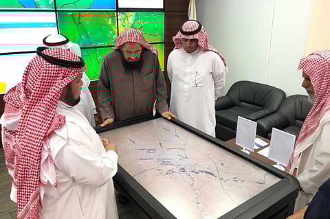 جامعة المجمعة تطلق مبادرة أصدقاء الخدمات.. والأهالي يتفاعلون