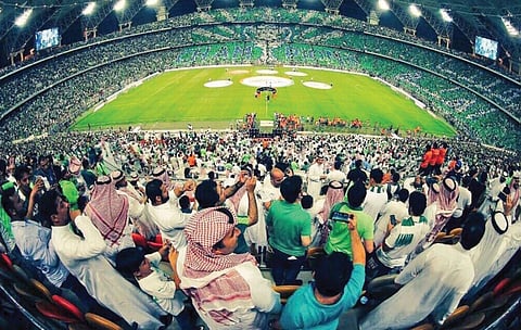 إحصائيات الجولة الـ 13 للدوري.. مواجهة الأهلي والشباب الأكثر حضورًا