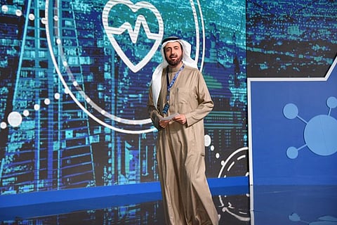 بالصور.. وزير الصحة يطلق خدمة جديدة للتواصل بين أطباء الطوارئ