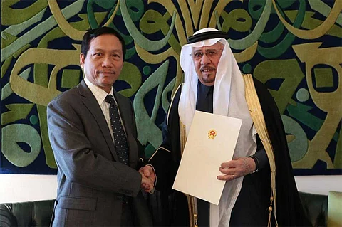 وزير الدولة للشؤون الخارجية يستقبل سفير فيتنام في الرياض