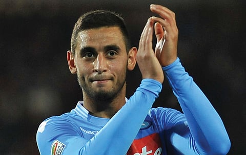 نجم الجزائر على رادار البلوز خلال الانتقالات الصيفية