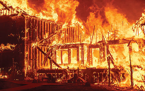 مصرع 4 وفقدان العشرات بانفجار عقار في روسيا ليلة رأس السنة