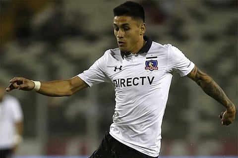 الأهلي يعلن تعاقده مع التشيلي كلاوديو بايزا