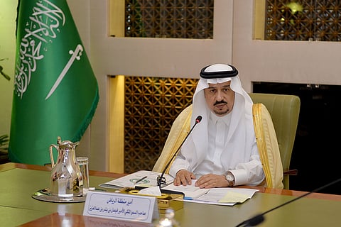 أمير منطقة الرياض يدشّن فرع هدف المتنقل بالمنطقة