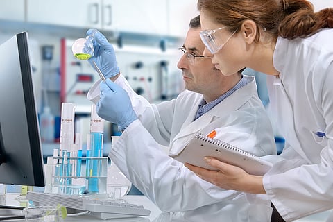 فضيحة علمية لإسرائيل بسبب «العلاج قاهر السرطان»