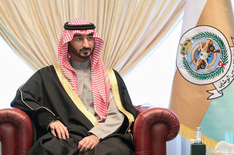 بالصور.. الأمير عبدالله بن بندر يستقبل أمراء الأفواج ووكلاءهم بوزارة الحرس الوطني