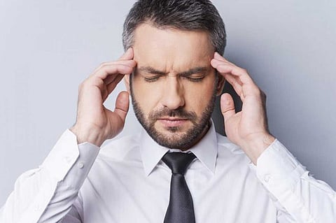 6 طرق لتجنب وعلاج آلام الصداع بـ«دون دواء»