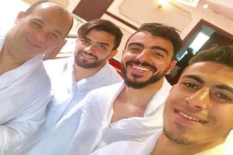 فريق الاتحاد السكندري المصري يؤدي العمرة قبل مواجهة الهلال