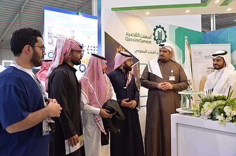 «أسمنت القصيم» تقدم وظائفها من خلال ملتقى «فرصتي» ببريدة