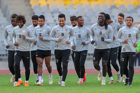 30 لاعبًا يمثلون الهلال في دوري أبطال آسيا