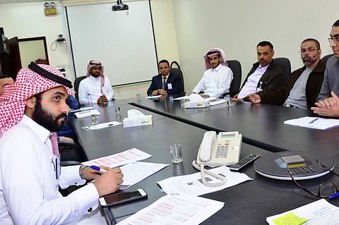 استحداث تخصصات جديدة بكلية ابن رشد للعلوم الإدارية بأبها.. قريبًا