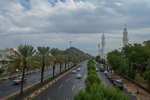 تنبيه من «الأرصاد»: أمطار رعدية ورياح مثيرة للغبار على مناطق عدة