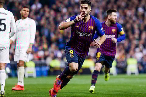 برشلونة يفوز على الريال بثلاثية في عقر داره ويتأهل لنهائي كأس إسبانيا