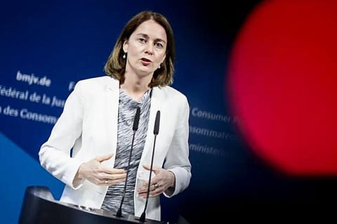 رئيسة حزب ميركل تطالب بتشريع لسحب جنسية مقاتلي داعش الألمان