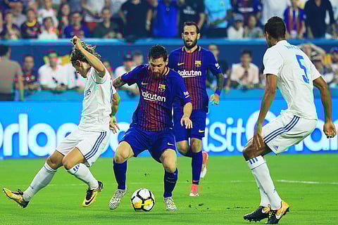 برشلونة ينطلق نحو حلم الثلاثية بمواجهة رايو فايكانو بالدوري الإسباني