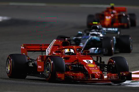 فورومولا-1 تزيد الإثارة في سباقاتها بإعادة قاعدة قديمة