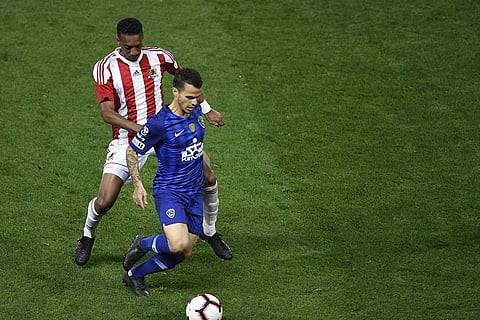 الهلال يحتجّ على مشاركة محمد القرني لاعب الوحدة