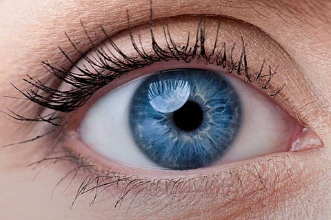 7 عادات نسائية «سيئة» تؤذى عينيك