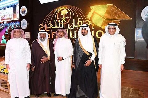 بالصور.. الهيئة الملكية بالجبيل تحتفي بتخريج 1506 طلاب بقطاع التعليم