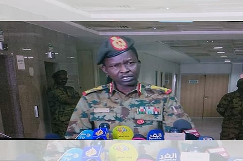 المجلس العسكري في السودان يعلن إحالة عوض بن عوف وصلاح قوش للتقاعد