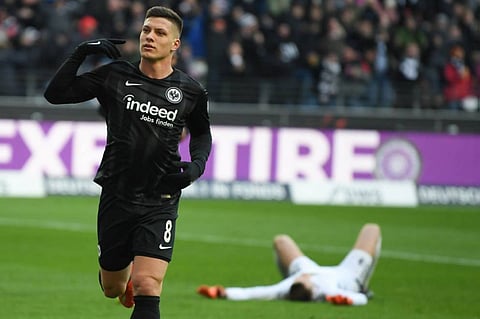 آينتراخت فرانكفورت يعترف بوجود مفاوضات مع ريال مدريد لضم يوفيتش