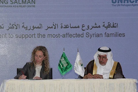 السعودية تدعم اللاجئين السوريين في لبنان بـ 5 ملايين دولار