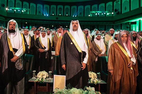 بالصور.. أمير المدينة المنورة يُدشن مبادرة القيم والأخلاق «خير أمة»