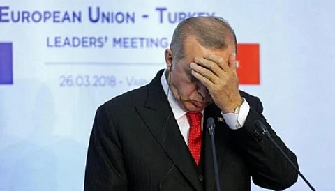 أرقام رسمية وتقارير دولية: أردوغان يدفع باقتصاد تركيا للهاوية